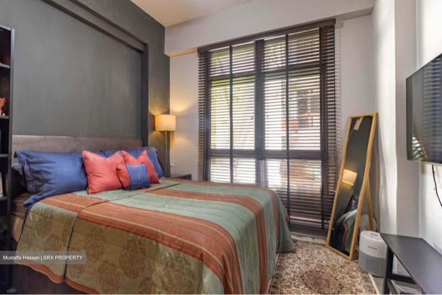 High Oak Condominium (D21), Condominium #559050681